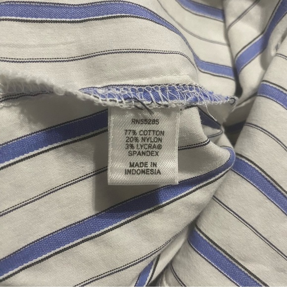 Express Blue White Striped Cotton Stretch V Neck Button Up Top - Picture 5 of 6